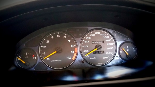 2000 EDM Honda Integra Type-R gauge cluster