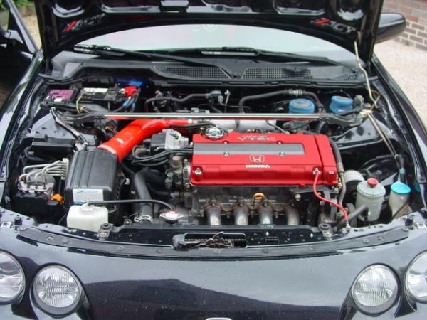 2000 EDM Honda Integra Type-R B18C6