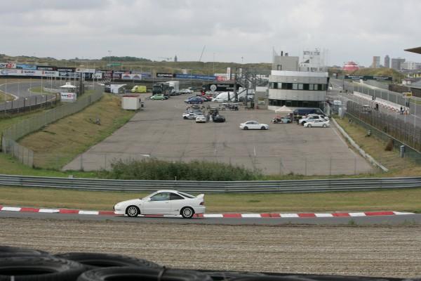 EDM Integra Type R racing down the track