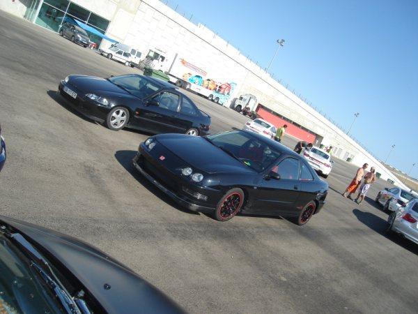 1998 EDM Integra Type-R with friends