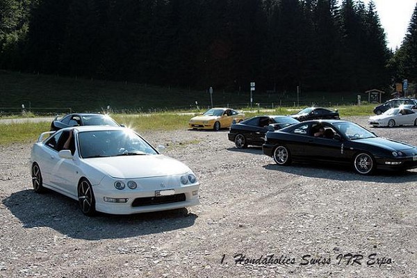 EDM Integra Type-R at Integra meet