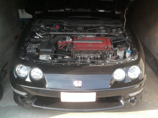 EDM Integra Type R engine bay