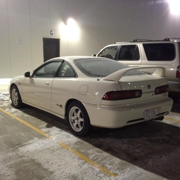 JDM 1996 Integra Type R with custom plates