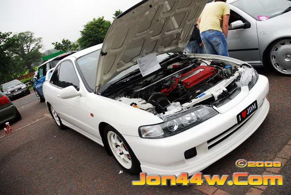 97 JDM Integra Type R hood popped