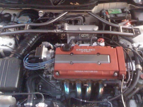 JDM B18C Engine with USDM Valve cover