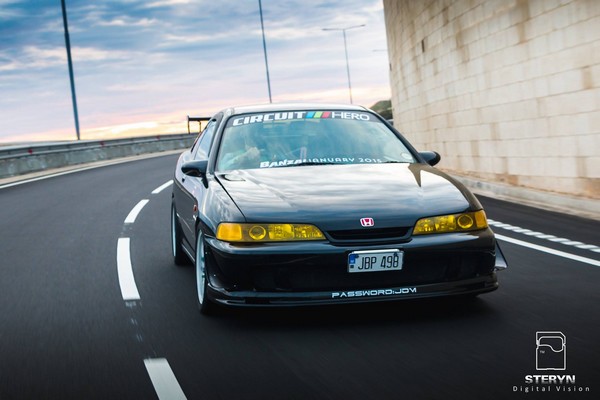 Starlight Black Pearl 1998 JDM Honda Integra Type-r racecar