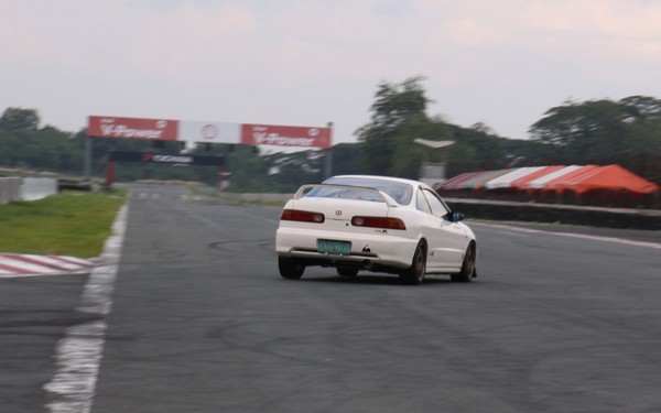 1998 JDM Honda Integra Type-R exiting a corner