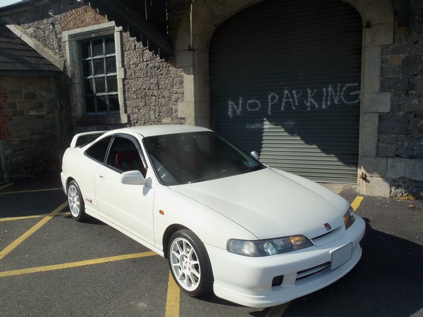 CW 1999 JDM Honda Integra Type-R no parking