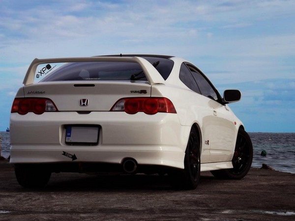 2001 Championship WHite JDM Honda Integra Type-R