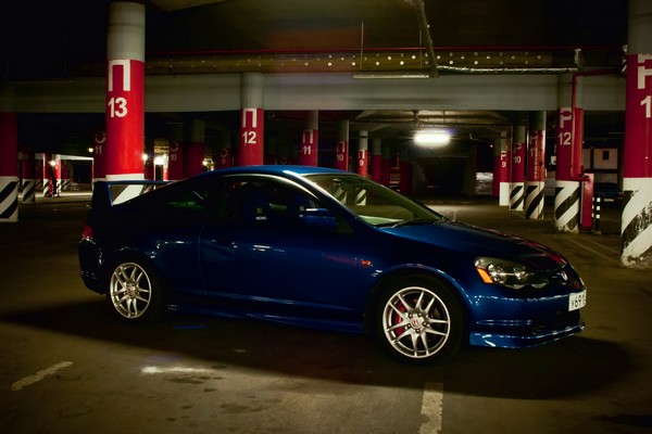 JDM DC5 Integra Type R parked in the garage