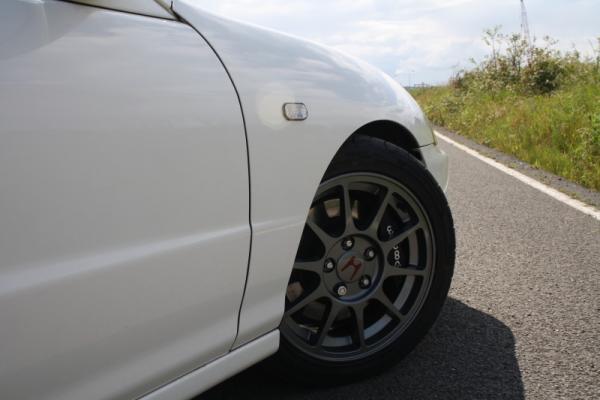 98-spec DC2 JDM Honda Integra Type-R Gunmetal Wheels