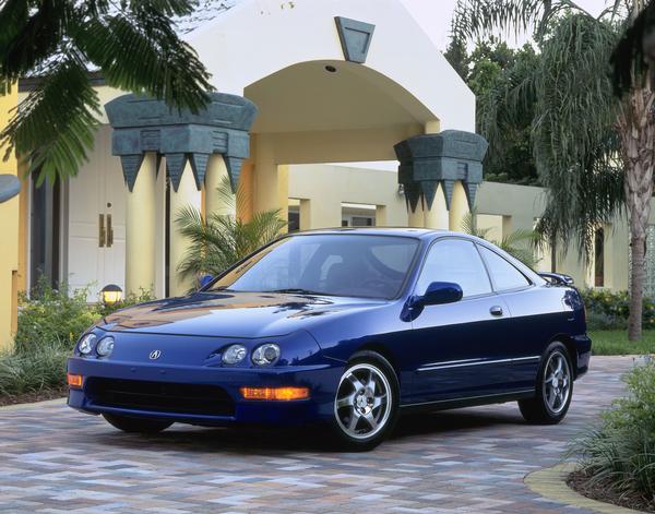 2000 Acura Integra GSR Press vehicle