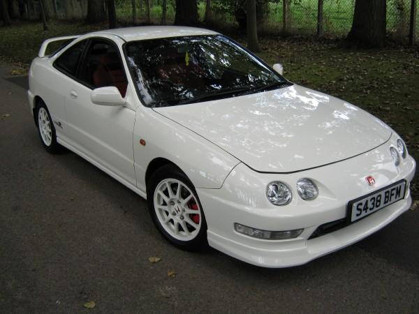 UKDM Championship White Integra Type-R front and side shot