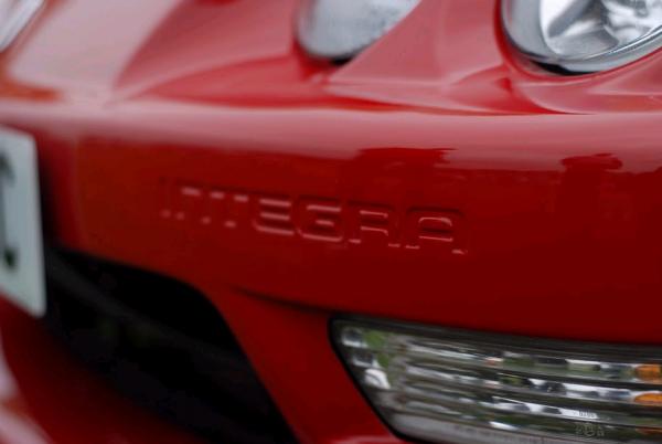 Milano Red Integra Type-R bumper closeup