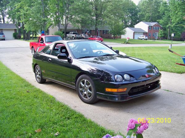 Un-modified 2000 Acura Integra Type-R usdm Front end