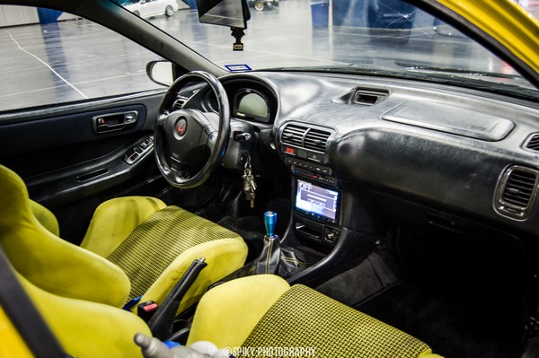 Modified 2000 Acura Integra Type-R interior