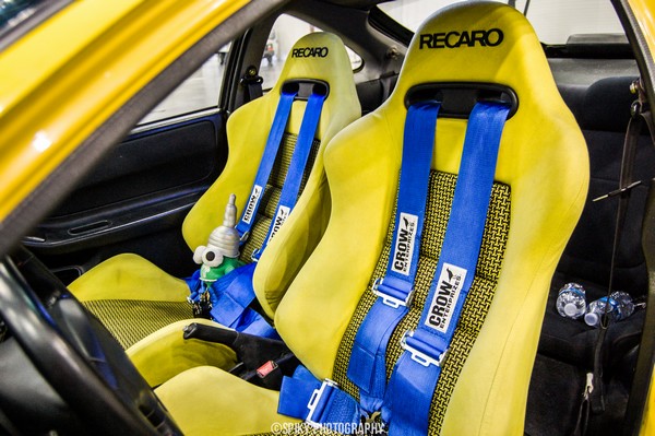 2000 Acura Integra Type-R with yellow recaro seats