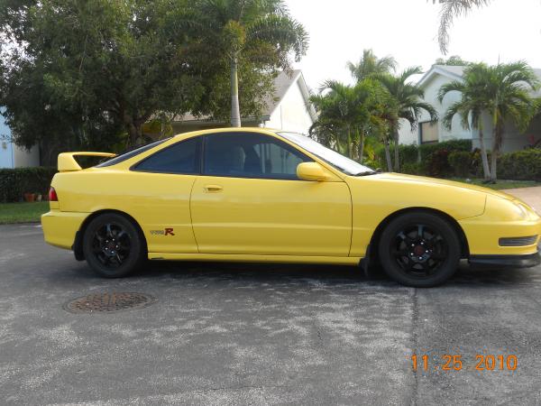 Phoenix Yellow ITR stock black rims