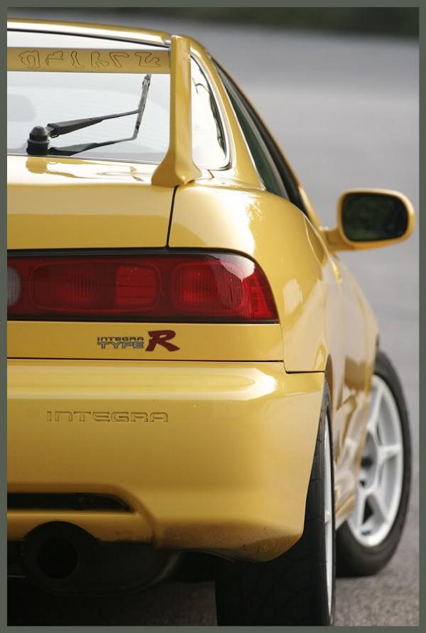 Phoenix yellow Type-r rear with Mugen wing