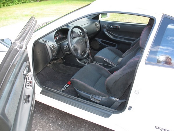 CDM 2000 Championship White Acura Integra Type-R Interior