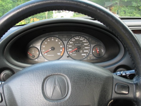 Canada 2000 Championship White Acura Integra Type-R gauge cluster