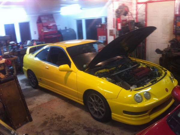 Canadian 2000 Acura Integra Type-R carbon fiber hood popped