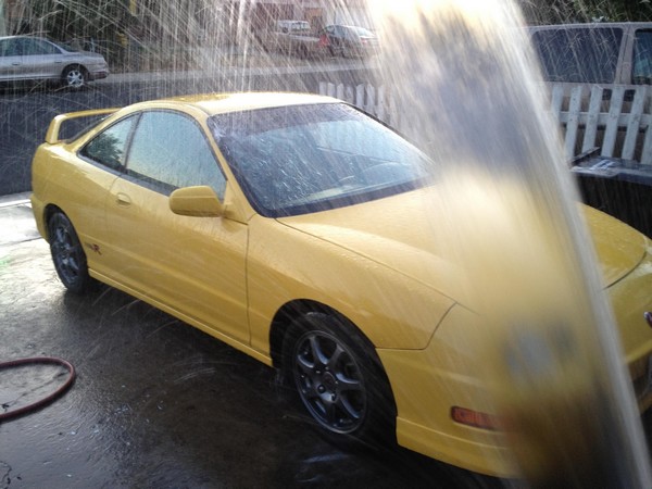 Phoenix Yellow 2000 Integra Type-R getting washed