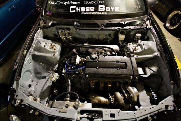 Integra Type R with wire tucked engine bay