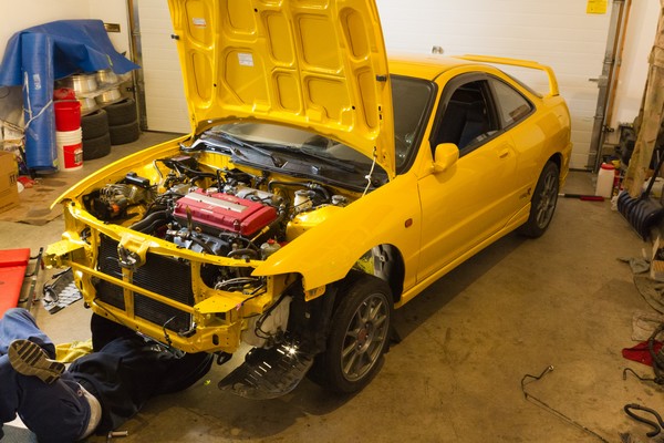 2001 Integra Type R JDM Front end Y-65P Rio Yellow Pearl