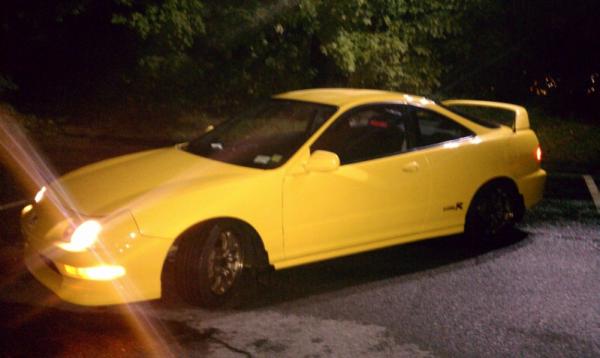 Phoenix Yellow 2001 Acura ITR at night