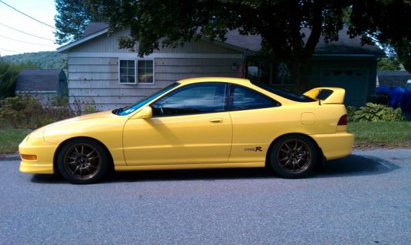 Phoenix Yellow 2001 Integra type-r Mugen wheels