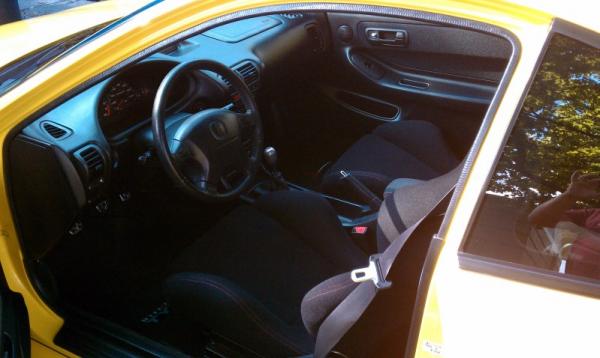 Phoenix Yellow 2001 Acura ITR Interior