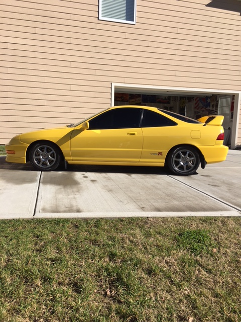 2001 Phoenix Yellow ITR profile