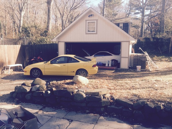 2001 Phoenix Yellow ITR in front of garage