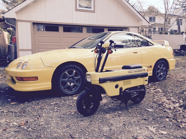 Phoenix Yellow ITR with matching bike