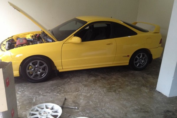 Phoenix Yellow 2001 ITR in the garage