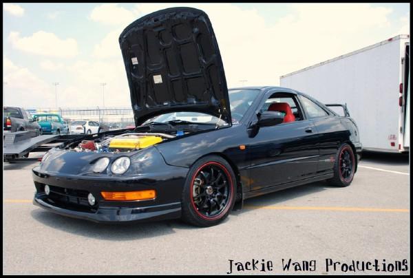 2001 NBP Type-R showing off the goods