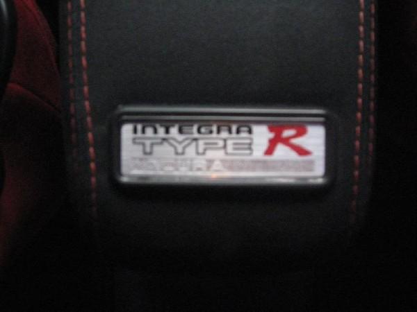 2001 CW ITR arm rest badge