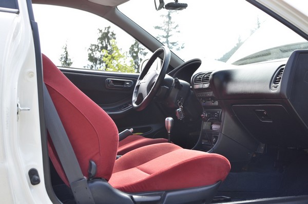 2001 Canadian White ITR with red seats