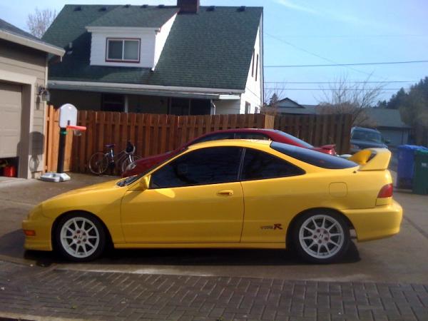 Phoenix yellow ITR with white JDM ITR wheels