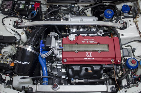 1998 Championship White Integra Type-R Mugen and Spoon engine bay