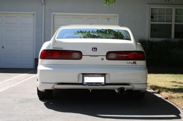 Championship white Integra Type-R with mugen Gen 1 wign