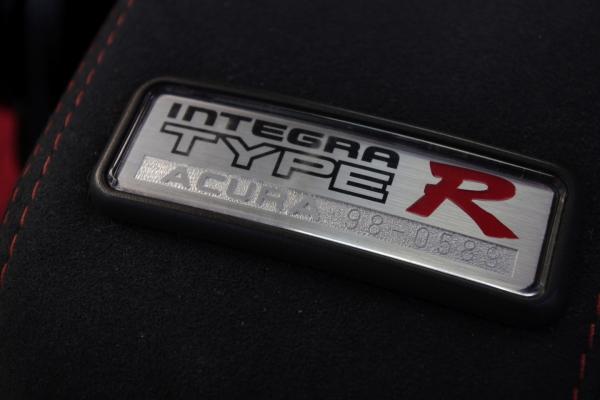 1998 Integra Type-R interior badge number