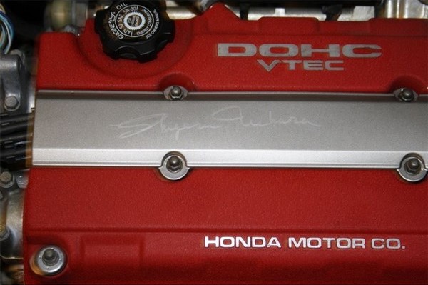 USDM Acura Integra Type-R with Shigeru Uehara autographed spark plug cover