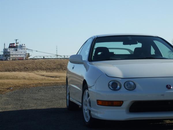 um-modified 1998 Championship White USDM Acura Integra Type-R