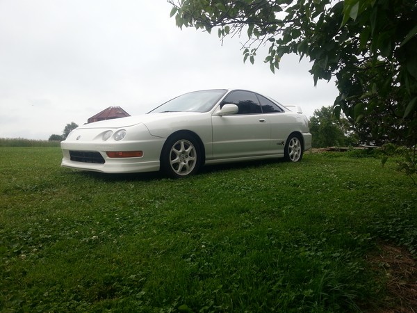 1998 Acura Integra Type-r left side and front