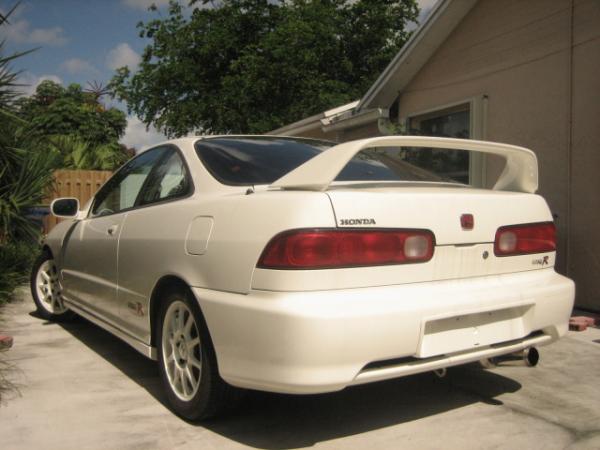 1998 Acura Integra Type-r back end