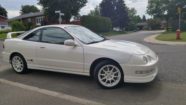 1998 Acura Integra Type-R in the street
