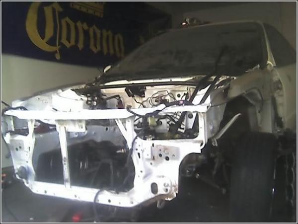 Stripped front end of 1998 ITR